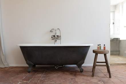 Boutique Hôtel Provence · Maison Salix · Vallabrègues, Gard baignoire